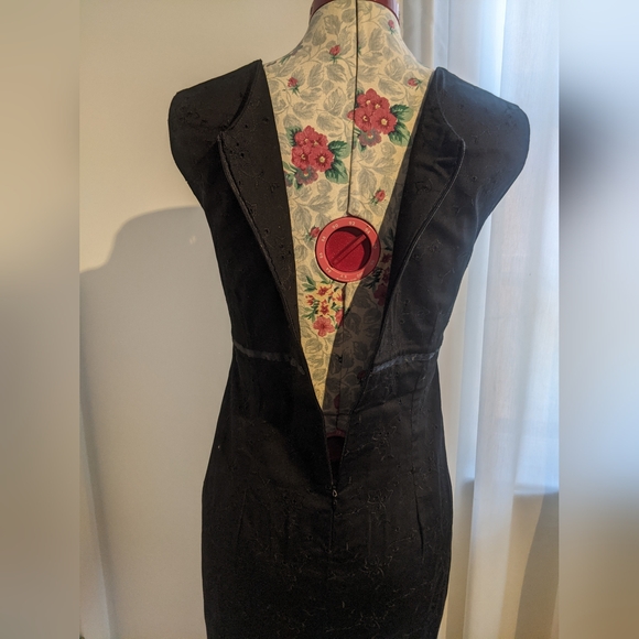 Black pencil dress size small - Picture 6 of 12